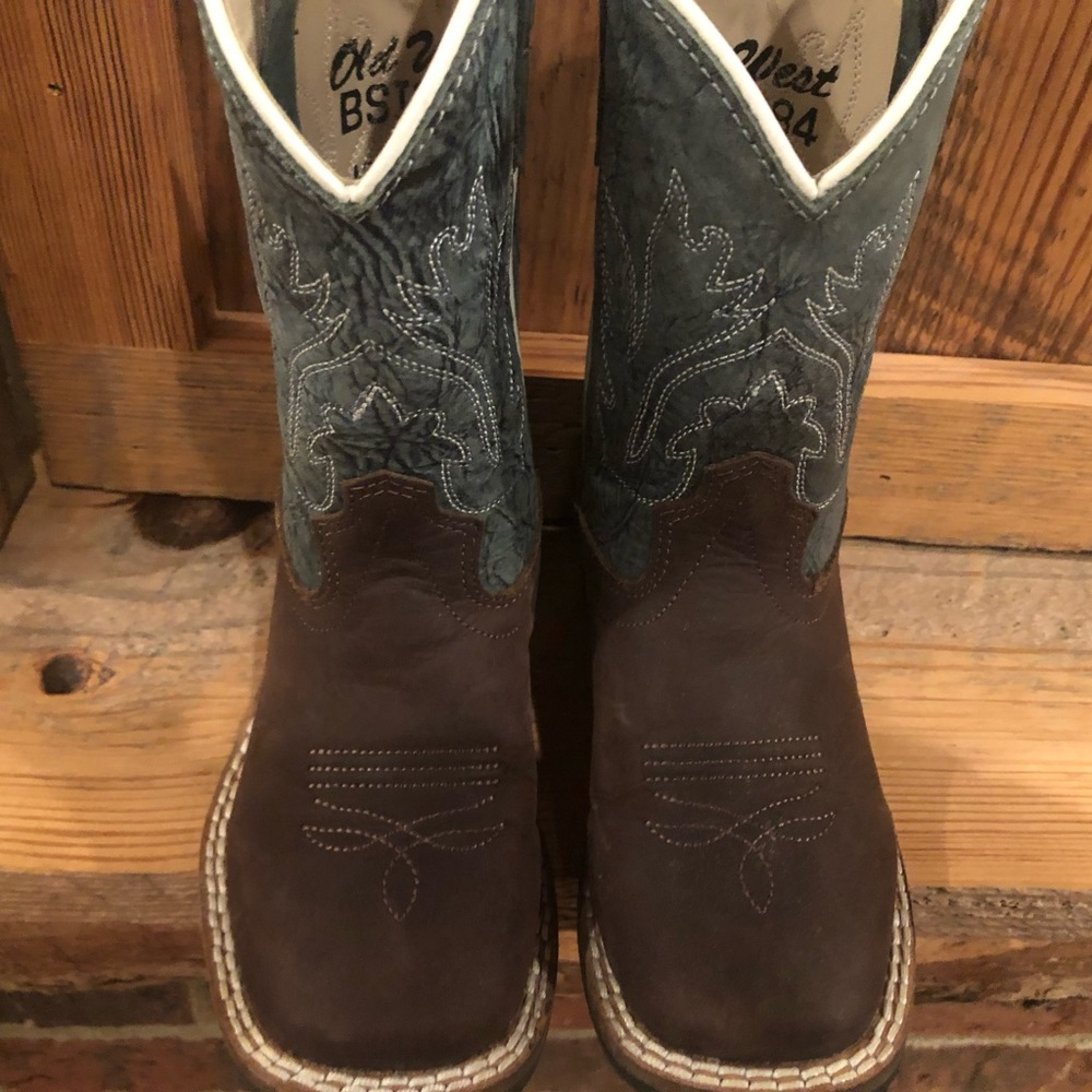 Old West boy’s cowboy boots. Western, country, rustic. Brown/blue like new - Picture 8 of 8